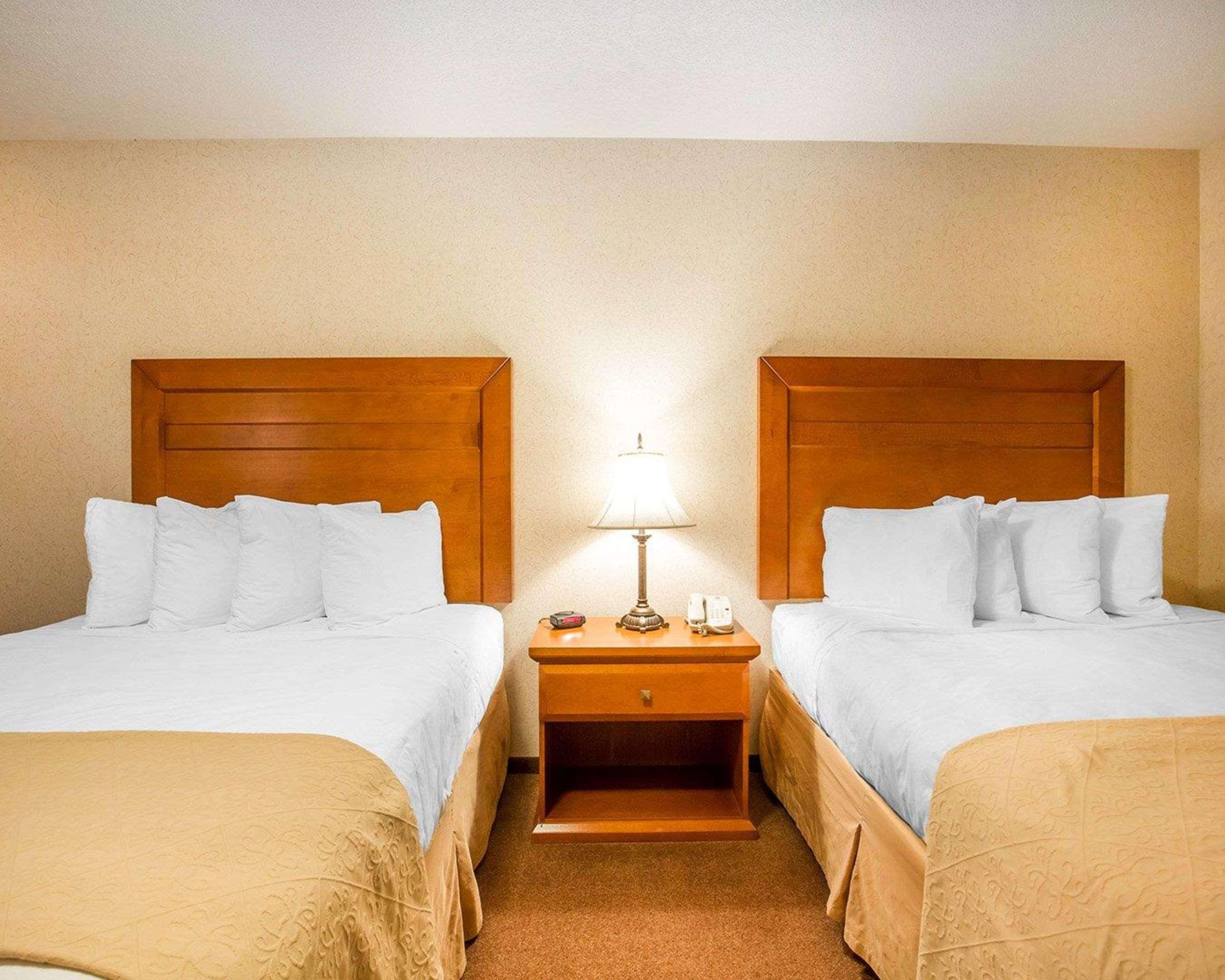 Quality Inn & Suites Lethbridge Zewnętrze zdjęcie