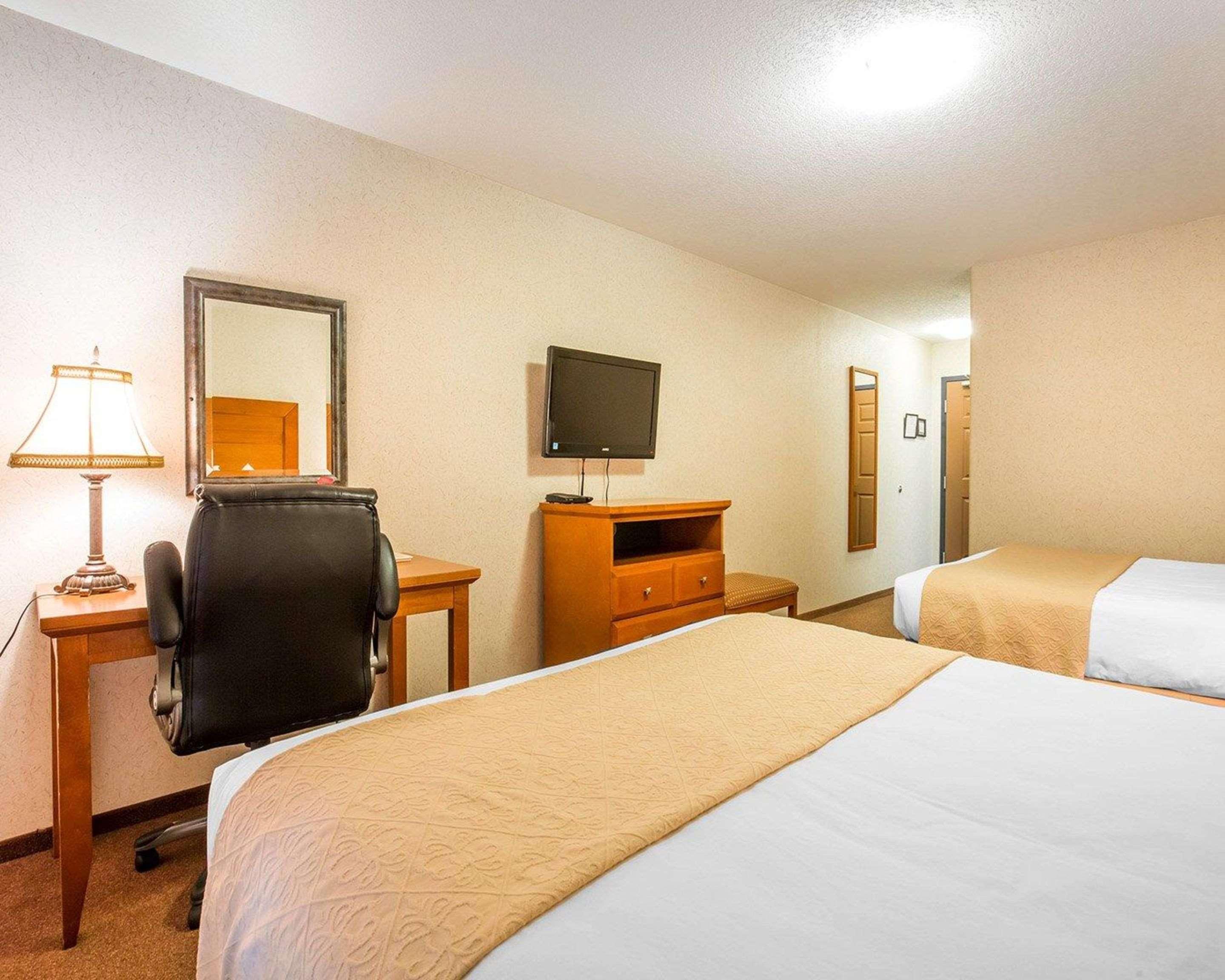 Quality Inn & Suites Lethbridge Zewnętrze zdjęcie