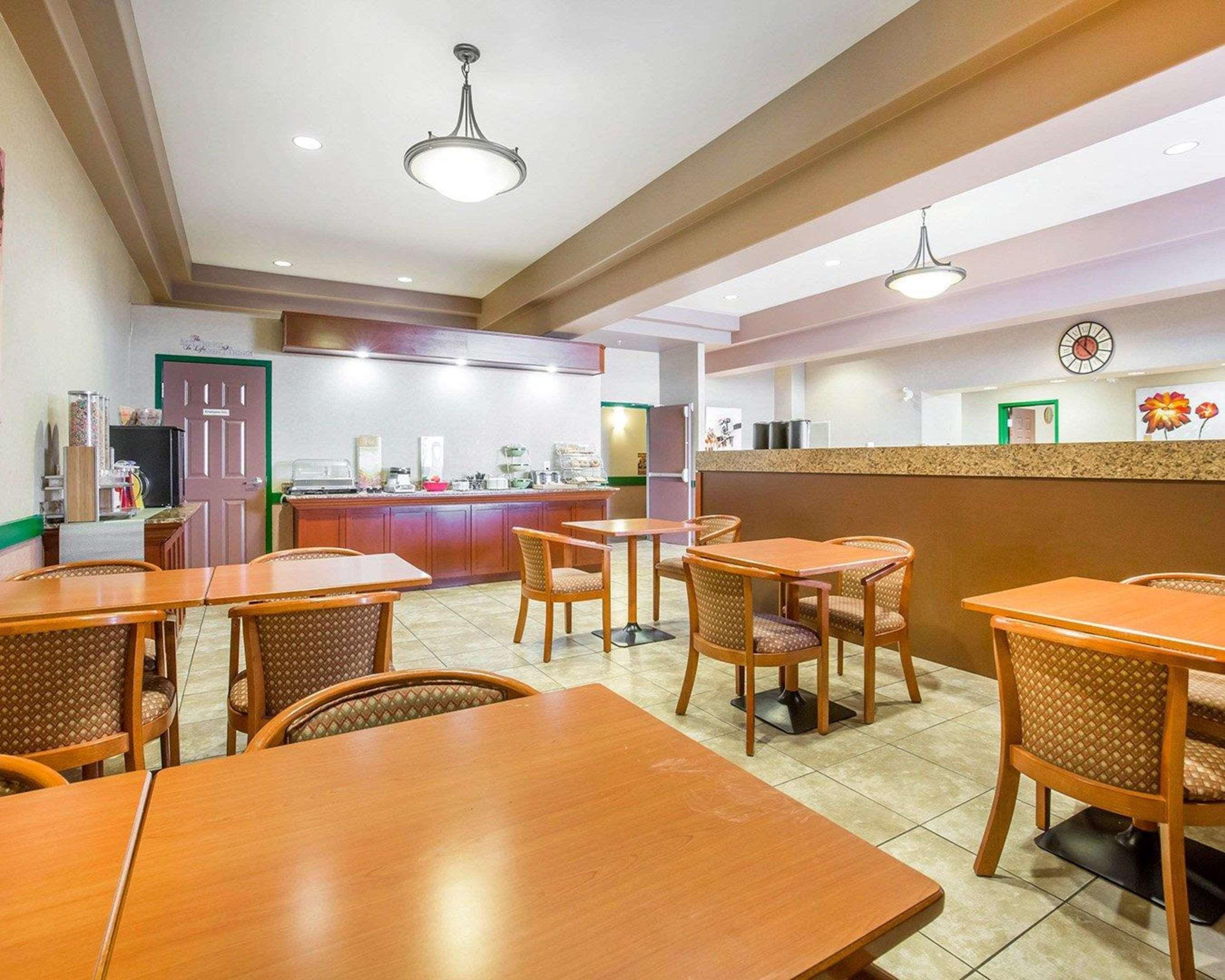 Quality Inn & Suites Lethbridge Zewnętrze zdjęcie