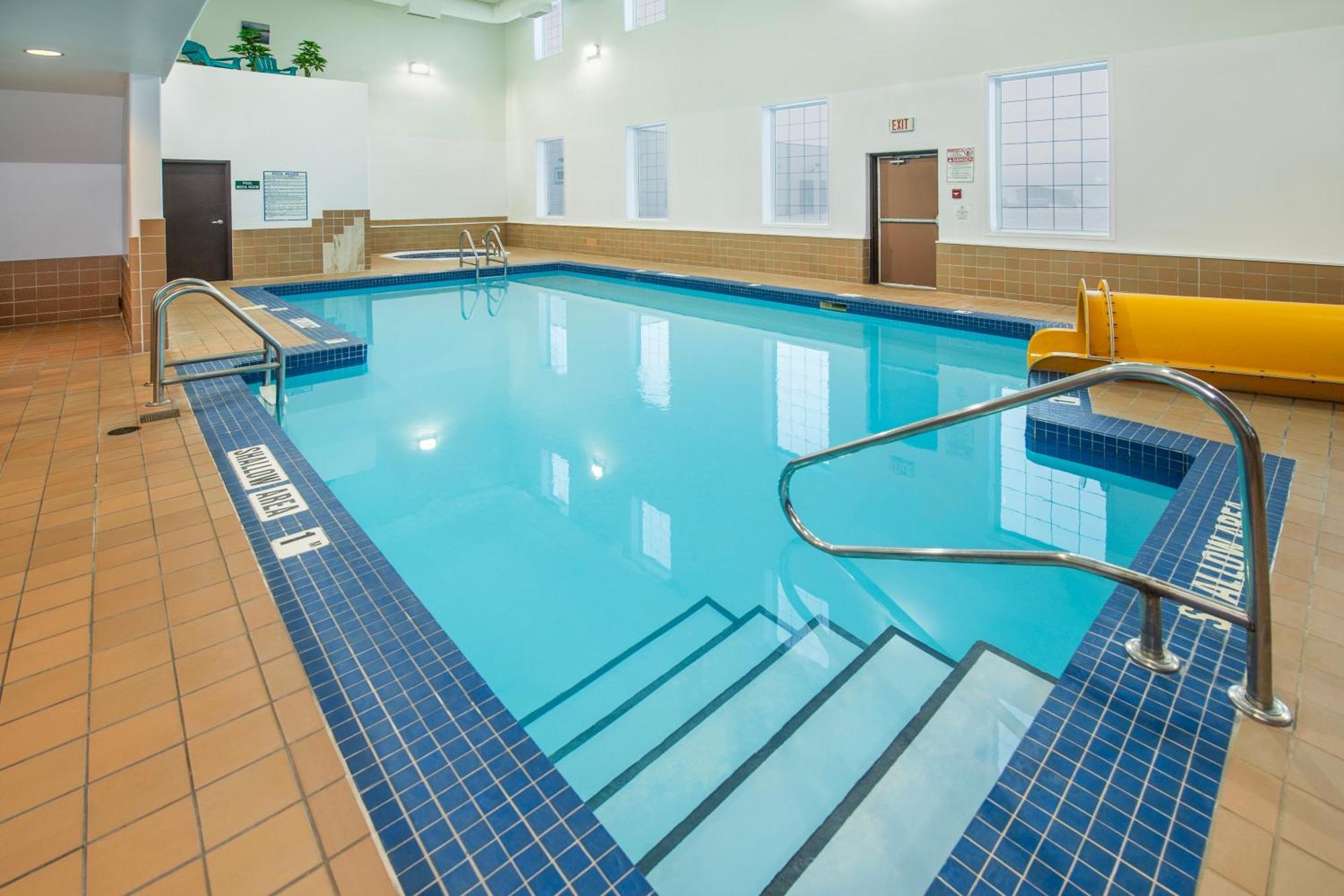 Quality Inn & Suites Lethbridge Zewnętrze zdjęcie
