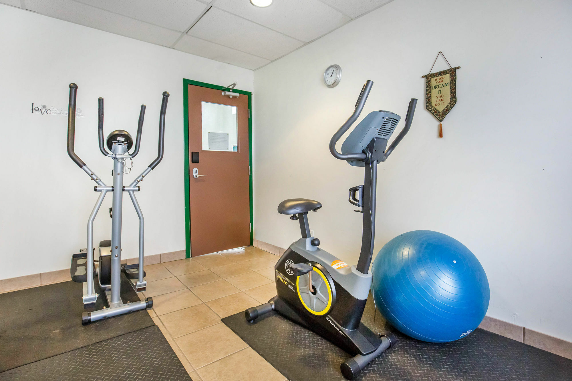 Quality Inn & Suites Lethbridge Zewnętrze zdjęcie