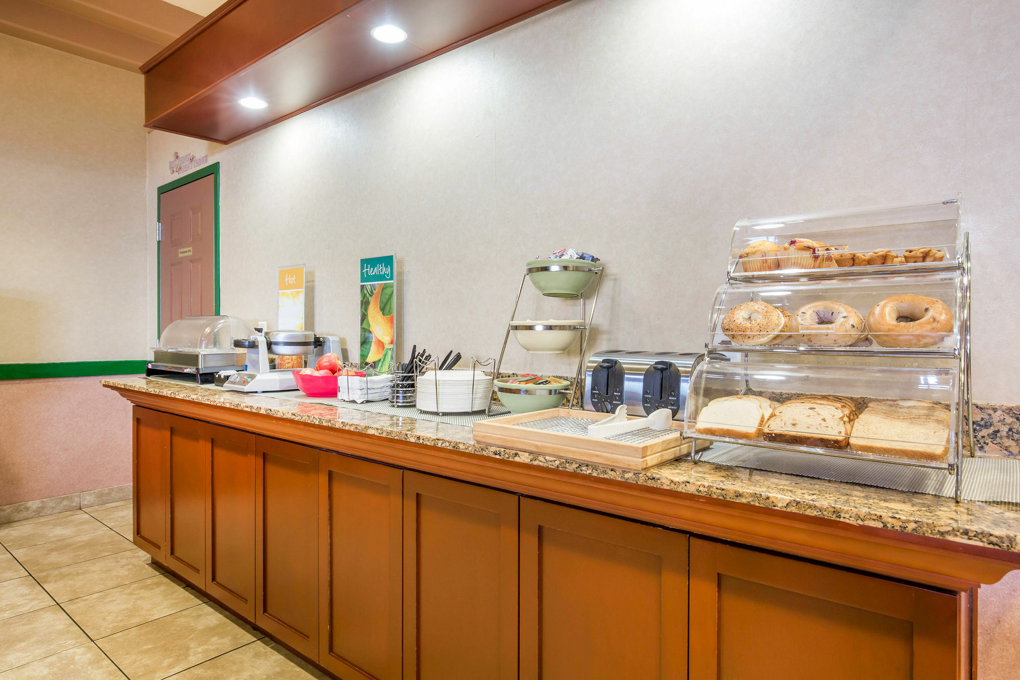 Quality Inn & Suites Lethbridge Zewnętrze zdjęcie
